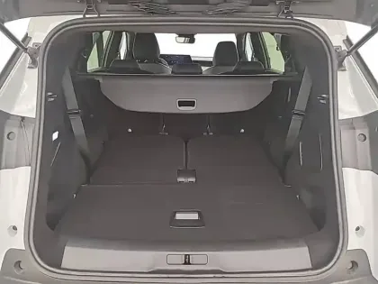 Photo 5 Peugeot 5008  Hybrid 145 ch e-DCS6