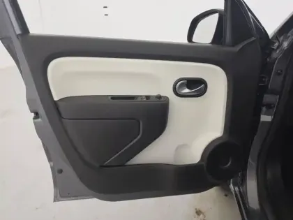 Photo 42 Renault Twingo  III SCe 65 - 21