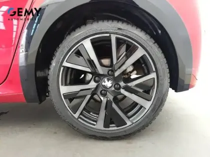 Photo 10 Peugeot 208  PureTech 130 S&S EAT8