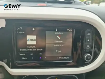 Photo 18 Renault Twingo  III E-Tech