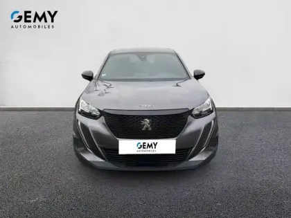 Photo 8 Peugeot 2008  PureTech 130 S&S EAT8