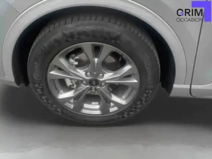 Photo 12 Ford Kuga  2.5 Duratec 190 ch FlexiFuel FHEV E85 Powershift