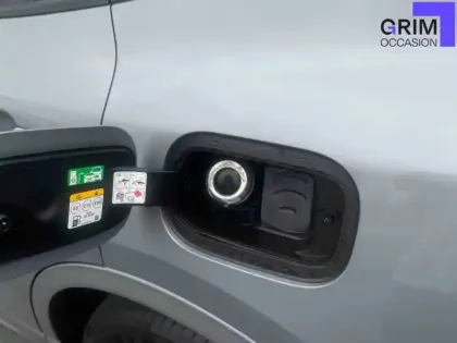 Photo 19 Ford Kuga  2.5 Duratec 190 ch FlexiFuel FHEV E85 Powershift