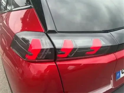 Photo 34 Peugeot 2008 PURETECH 130 S&S EAT8
