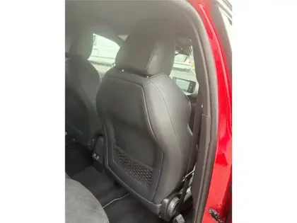 Photo 42 Peugeot 2008 PURETECH 130 S&S EAT8