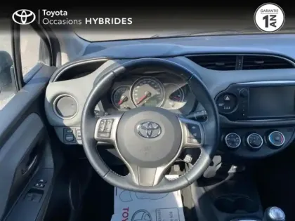 Photo 8 Toyota Yaris  100 VVT-i Dynamic 5p