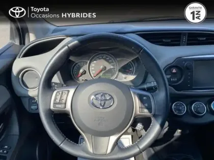 Photo 12 Toyota Yaris  100 VVT-i Dynamic 5p