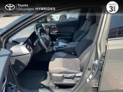Photo 25 Toyota C-HR  122h Distinctive 2WD E-CVT MY22