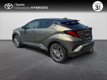 Photo 16 Toyota C-HR  122h Distinctive 2WD E-CVT MY22