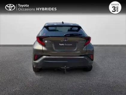Photo 18 Toyota C-HR  122h Distinctive 2WD E-CVT MY22