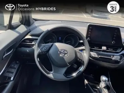 Photo 23 Toyota C-HR  122h Distinctive 2WD E-CVT MY22