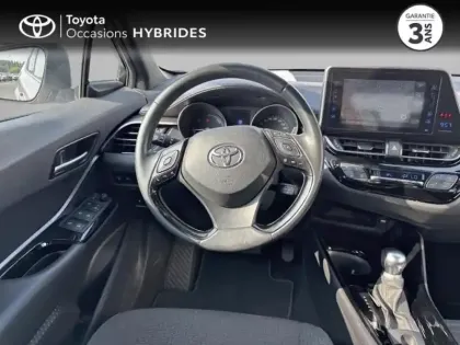 Photo 8 Toyota C-HR  122h Design 2WD E-CVT RC18
