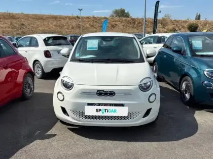 Photo 14 Fiat 500  e 95ch Icône BERLINE 23.8 KWH