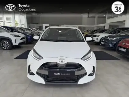 Photo 13 Toyota Yaris  116h Design 5p MC24