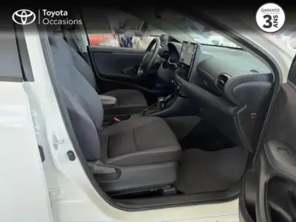 Photo 14 Toyota Yaris  116h Design 5p MC24