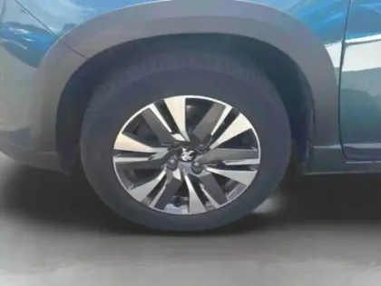 Photo 9 Peugeot 2008  1.2 PureTech 110ch Allure S&S EAT6
