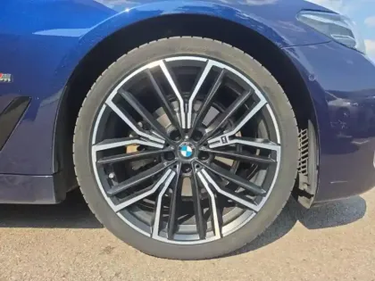 Photo 7 BMW Serie 5 Série 5 Touring 520dA xDrive 190ch M Sport Steptronic