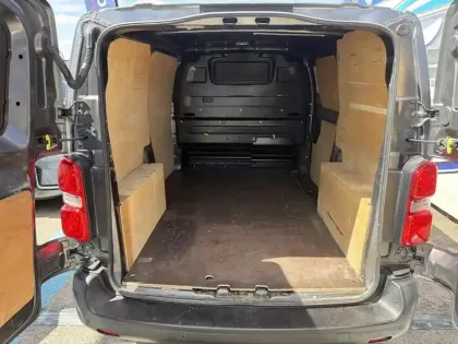 Photo 12 Peugeot Expert  Fg Standard 2.0 BlueHDi 150 ch S&S Premium