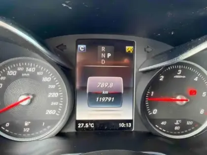 Photo 12 Mercedes Classe C  Break 220 d Sportline 4Matic 9G-Tronic