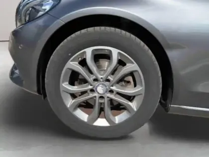 Photo 8 Mercedes Classe C  Break 220 d Sportline 4Matic 9G-Tronic