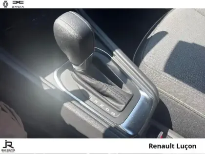 Photo 20 Renault Captur  E-Tech full hybrid 145ch Techno - 25