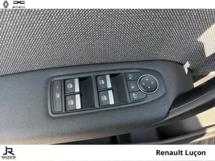 Photo 28 Renault Captur  E-Tech full hybrid 145ch Techno - 25