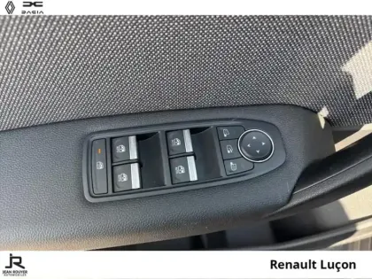 Photo 13 Renault Captur  E-Tech full hybrid 145ch Techno - 25