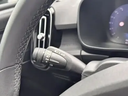 Photo 14 Volvo XC40  Recharge 238ch Start