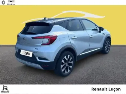 Photo 26 Renault Captur  1.6 E-Tech hybride 145ch Techno