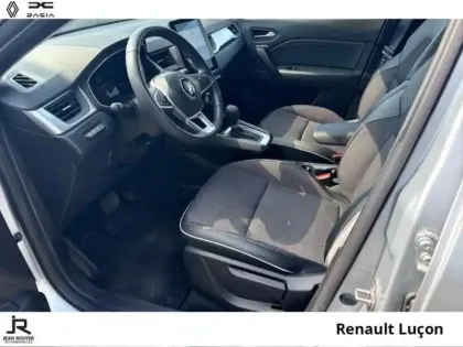 Photo 17 Renault Captur  1.6 E-Tech hybride 145ch Techno