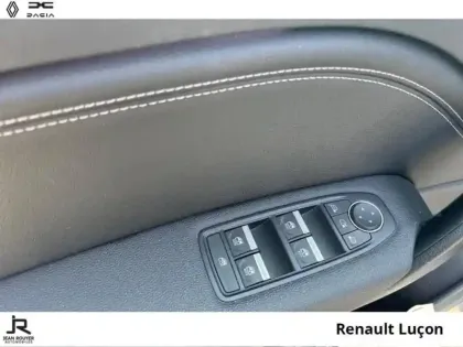 Photo 13 Renault Captur  1.6 E-Tech hybride 145ch Techno