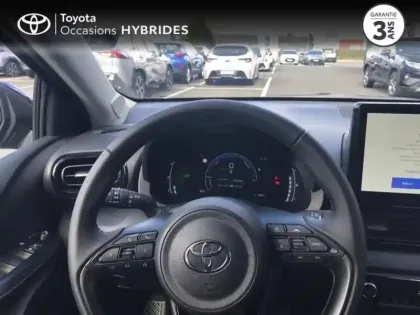 Photo 12 Toyota Yaris  116h Design