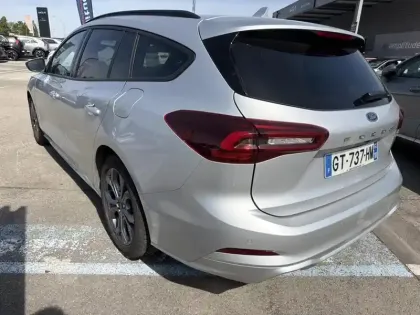 Photo 6 Ford Focus  SW 1.0 Flexifuel mHEV 125ch ST-Line X Powershift