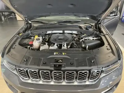 Photo 28 Jeep Grand Cherokee  2.0 T 380ch 4xe Summit Reserve Quadra-Trac II BVA8