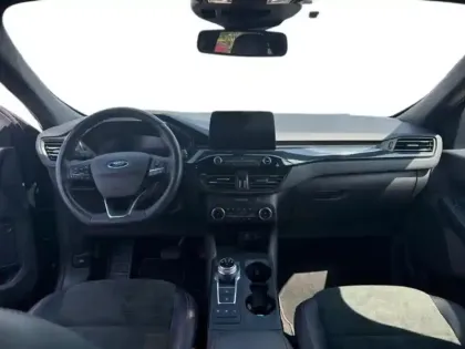 Photo 5 Ford Kuga  2.5 Duratec 180ch Hybrid FlexiFuel ST-Line X Powershift