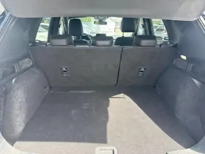 Photo 8 Ford Kuga  2.5 Duratec 180ch Hybrid FlexiFuel ST-Line X Powershift