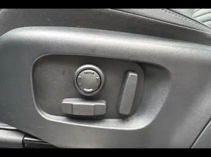 Photo 12 Land rover Discovery Sport  P270e PHEV 269ch Dynamic SE 8cv