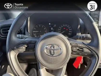 Photo 28 Toyota Yaris  70 VVT-i Dynamic 5p MY22