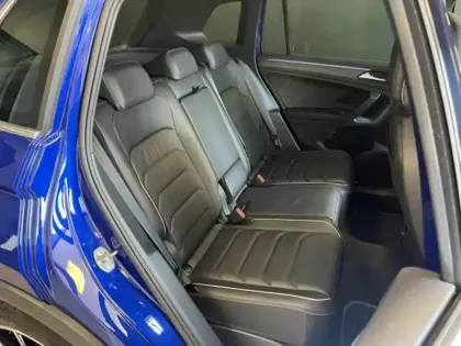 Photo 9 Volkswagen Tiguan  2.0 TDI 150ch R-Line Exclusive DSG7
