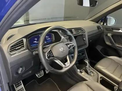 Photo 14 Volkswagen Tiguan  2.0 TDI 150ch R-Line Exclusive DSG7
