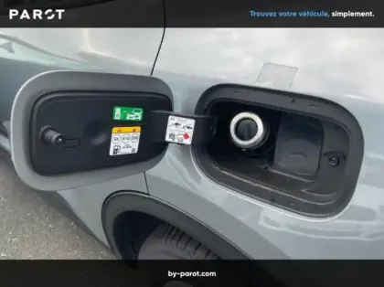 Photo 18 Ford Kuga 2.5 Duratec 180ch Hybrid FlexiFuel Titanium Business Powershift