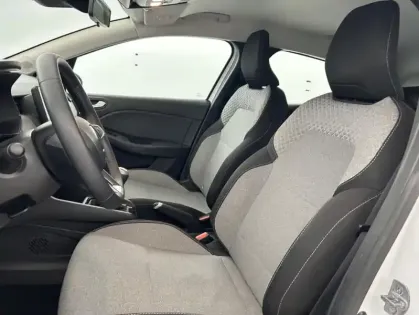 Photo 8 Renault Clio Blue dCi 100 Evolution 5p