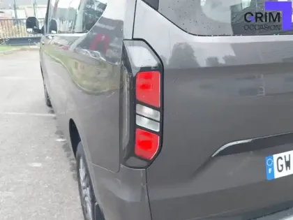 Photo 18 Ford Tourneo  Custom 320 L2H1 2.0 EcoBlue 150 ch