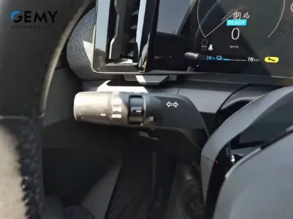 Photo 17 Renault Megane  E-Tech EV40 130ch standard charge