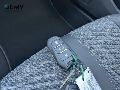 Photo 22 Peugeot 308  Plug-in Hybrid 195 ch e-DCS7