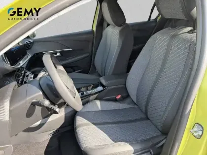 Photo 8 Peugeot 208  Electrique 136 ch 50 kWh