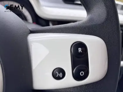 Photo 16 Renault Twingo  III E-Tech