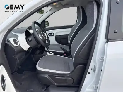 Photo 8 Renault Twingo  III E-Tech