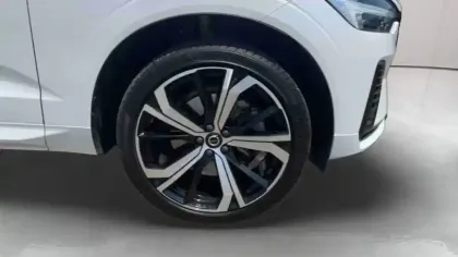 Photo 13 Volvo XC60  T6 Recharge AWD 253 ch + 145 ch Geartronic 8