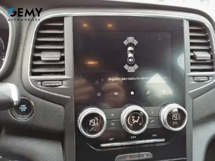 Photo 14 Renault Megane  IV Berline E-TECH Hybride rechargeable 160